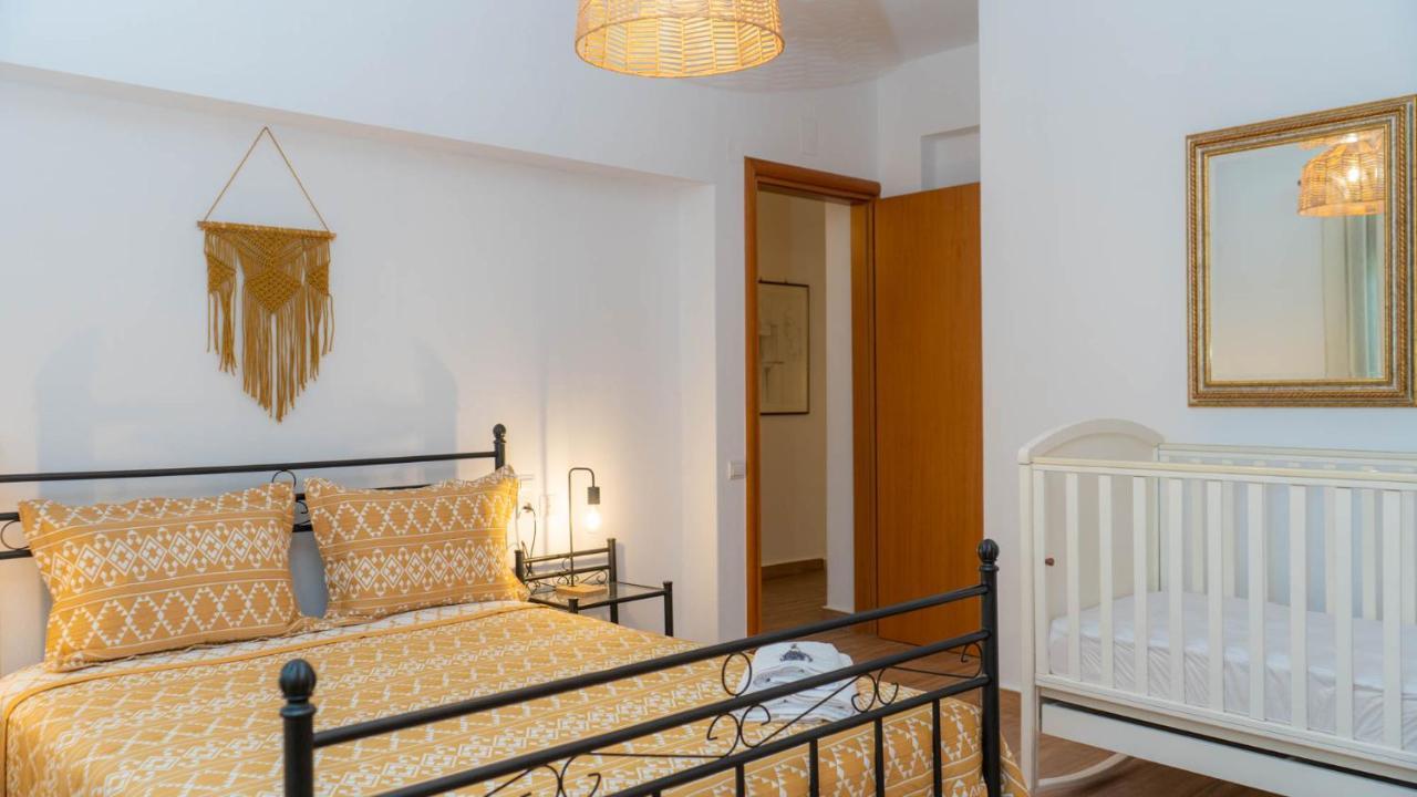 Postmans Apartment Under Meteora Kalambaka Eksteriør billede