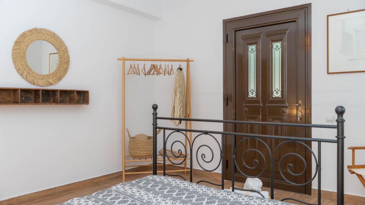 Postmans Apartment Under Meteora Kalambaka Eksteriør billede